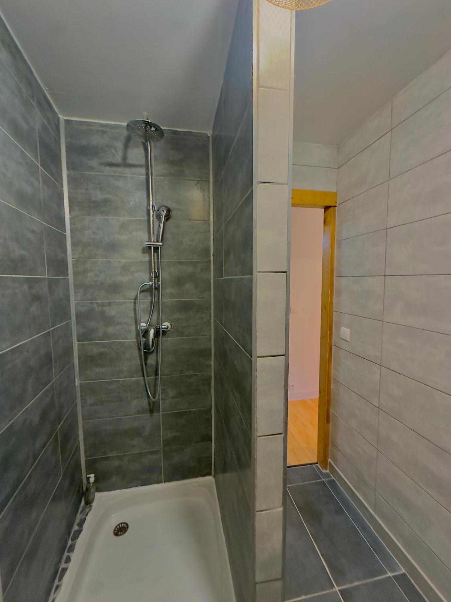 Appartement Chloe Du Lac Montferrat  Eksteriør bilde