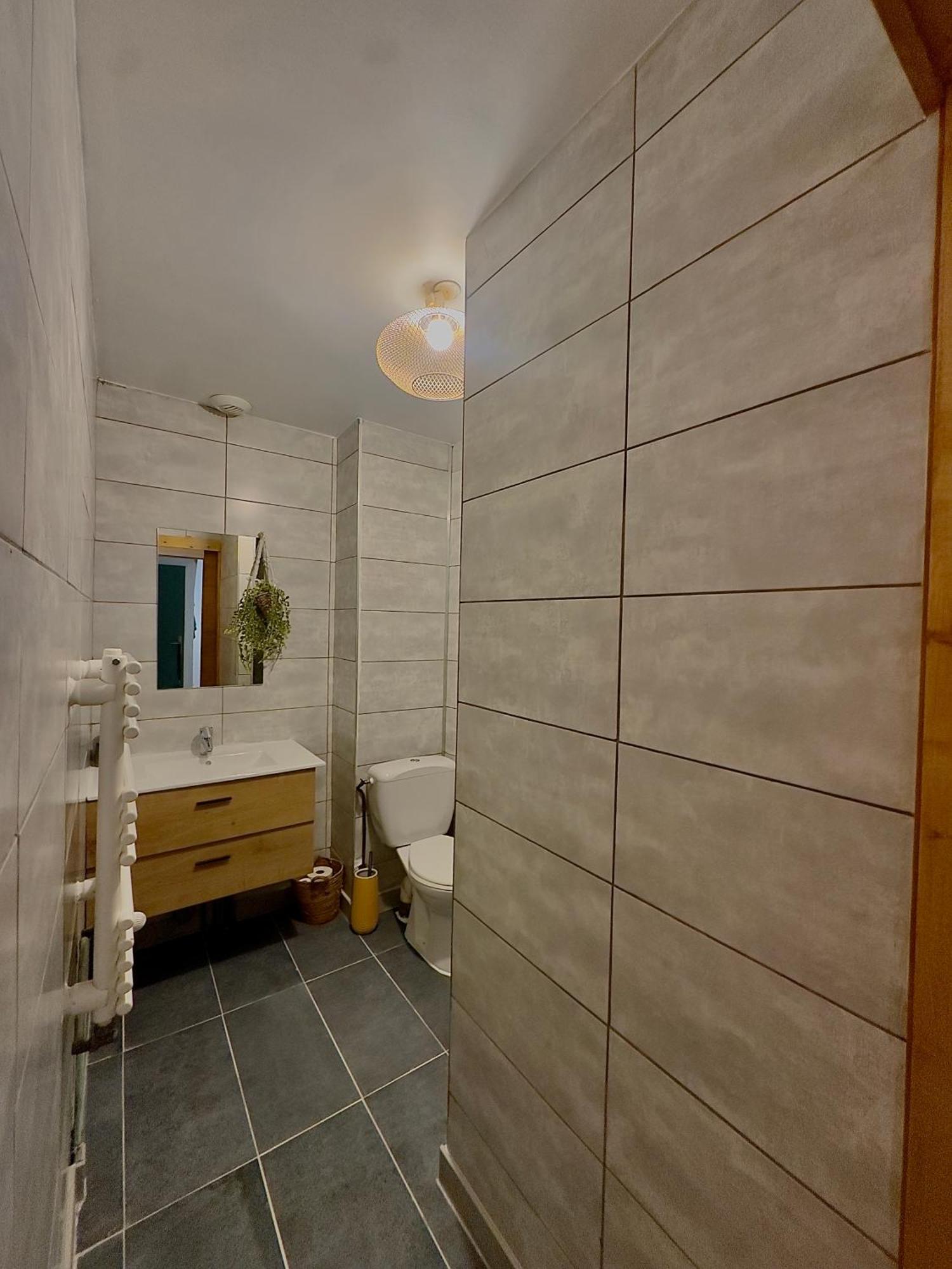 Appartement Chloe Du Lac Montferrat  Eksteriør bilde