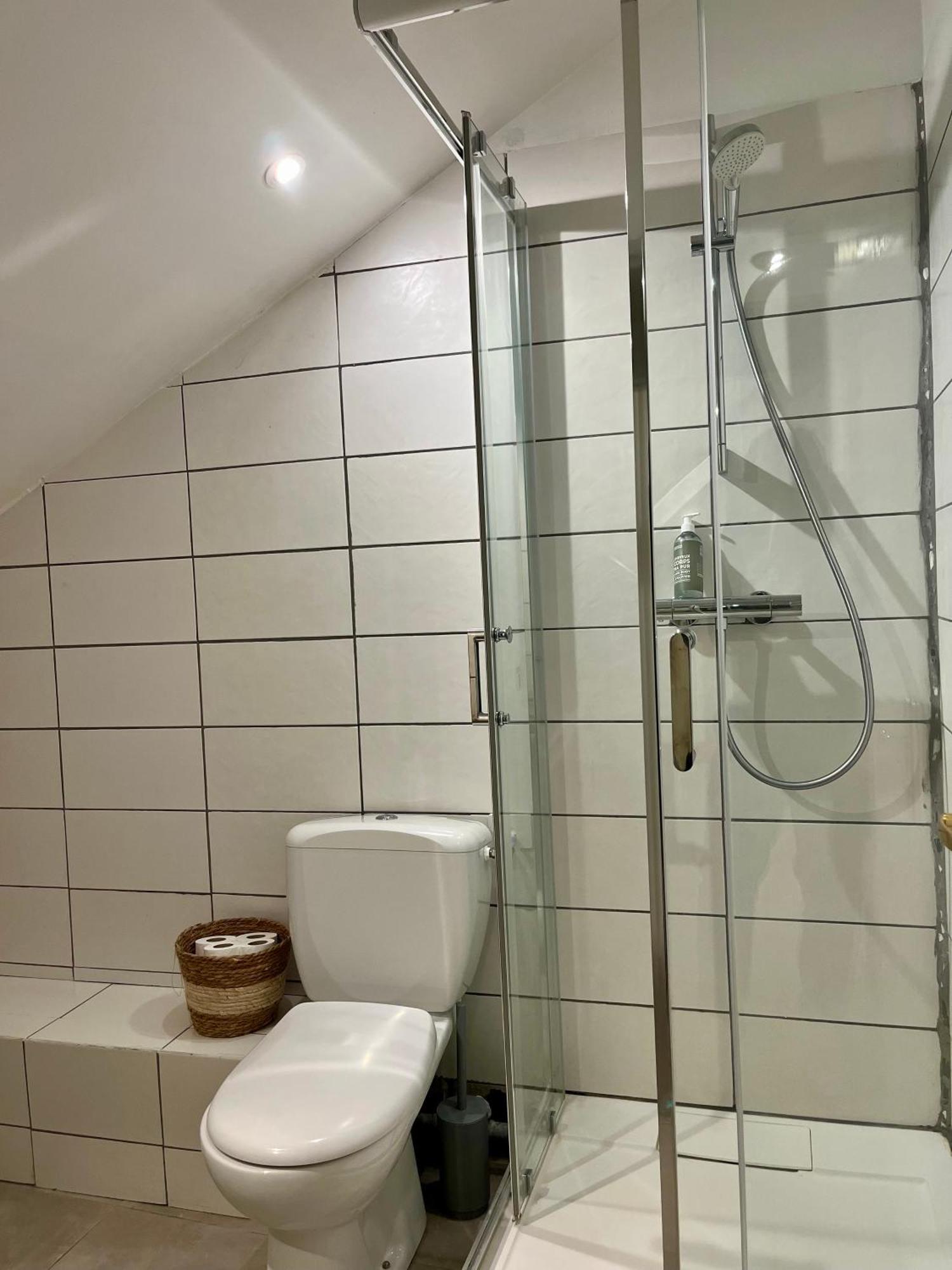 Appartement Chloe Du Lac Montferrat  Eksteriør bilde