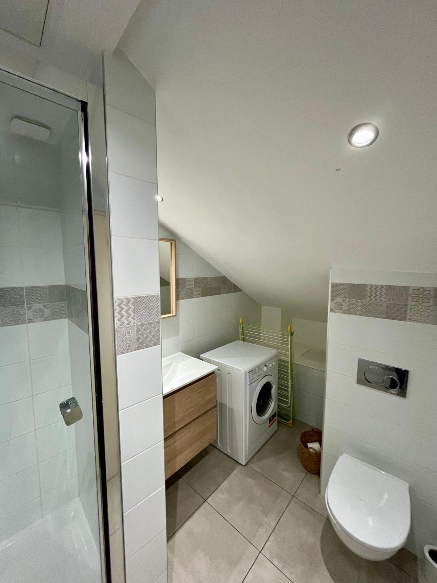 Appartement Chloe Du Lac Montferrat  Eksteriør bilde