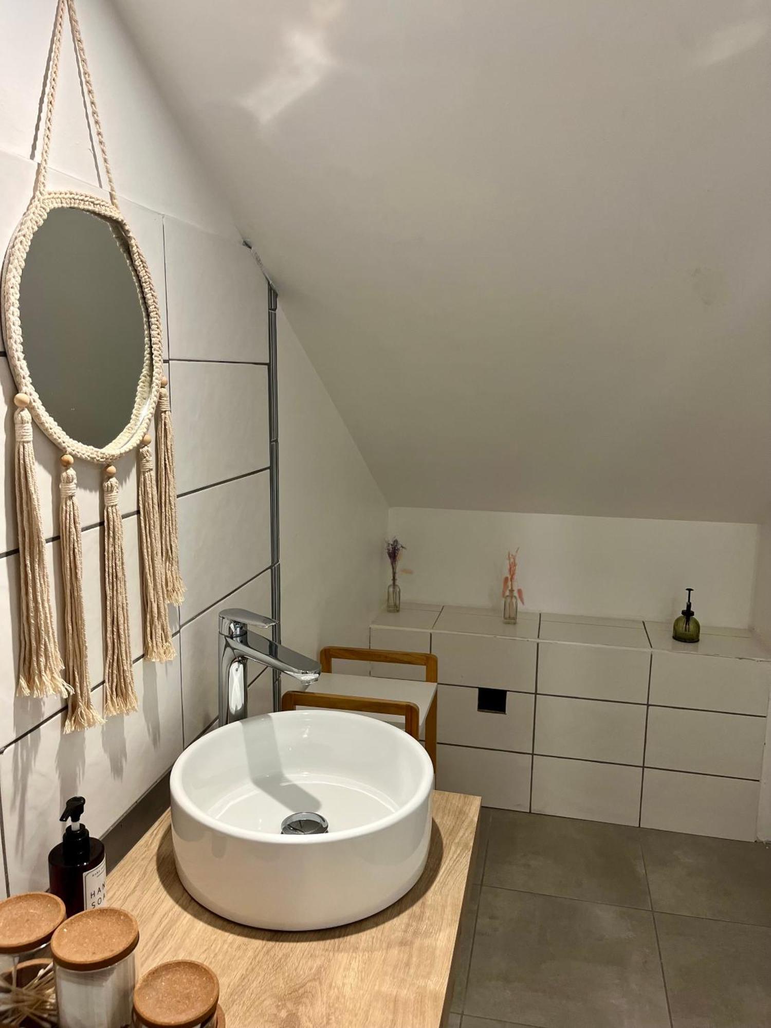 Appartement Chloe Du Lac Montferrat  Eksteriør bilde
