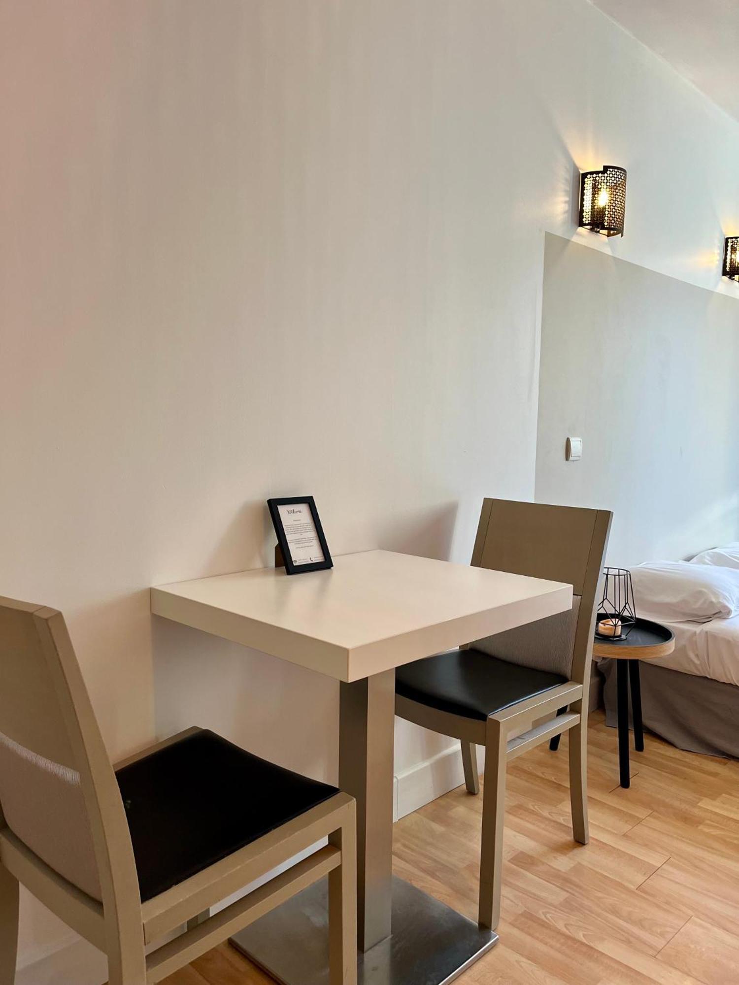 Appartement Chloe Du Lac Montferrat  Eksteriør bilde